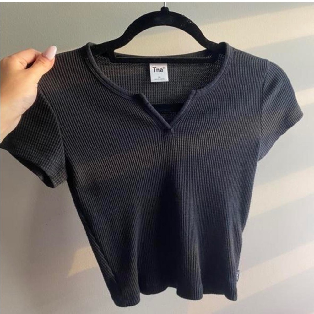 COPY - Aritzia TNA top